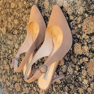 Nude slingbacks